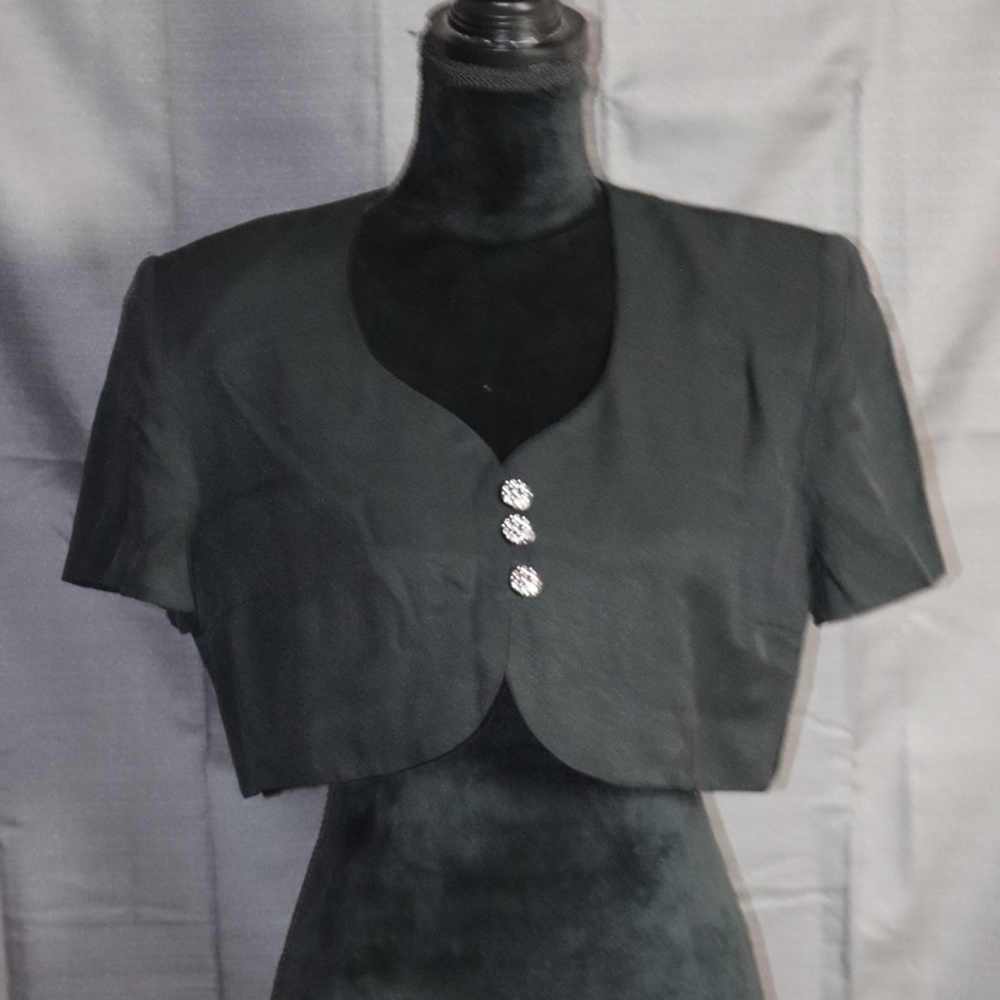 Black Shrug